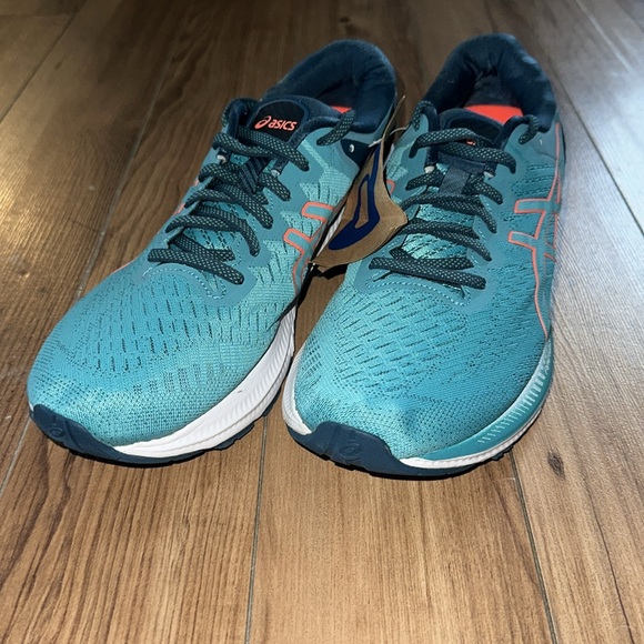 NWT DISCONTINUED GEL-KAYANO 27’s - Picture 4 of 8